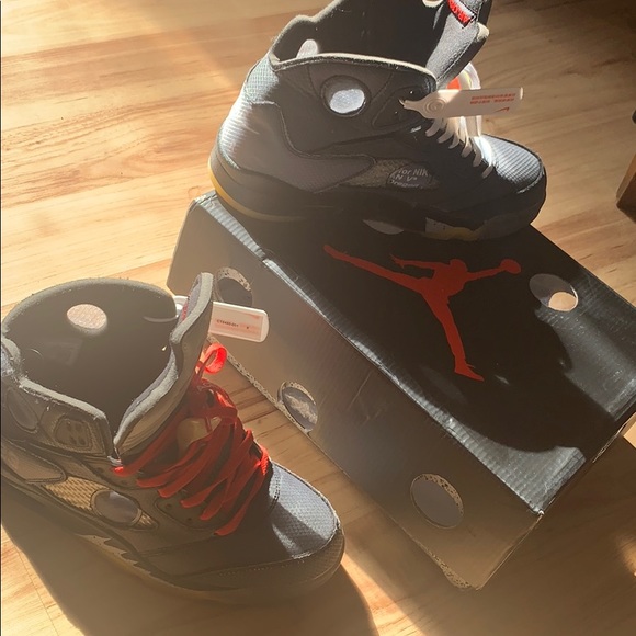 Shoes - Picture 2 of 3